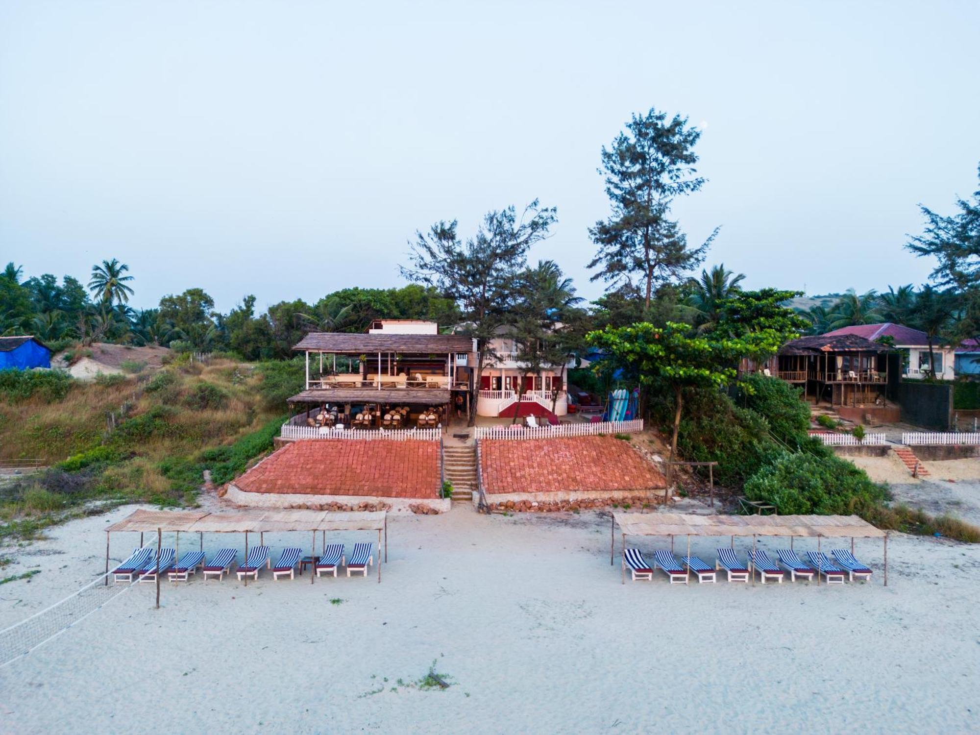 Woodpegger By The Beach, Mandrem Exterior foto